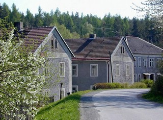 Bývalá hornická kolonie, 2000. Foto Ivan Rozkošný.